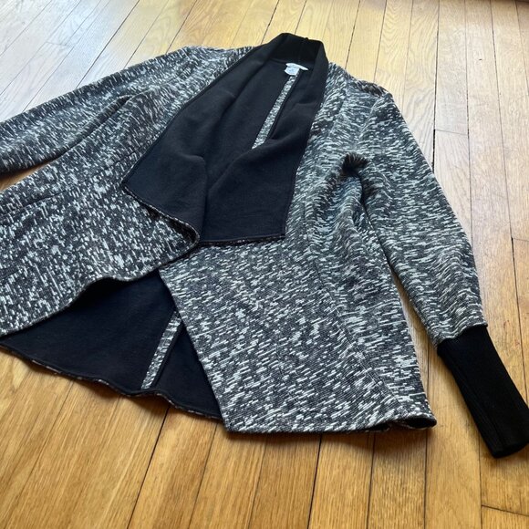 Club Monaco Size M Gray & Black Kiki Boucle Knit Draped Open Cardigan Sweater - Picture 5 of 16